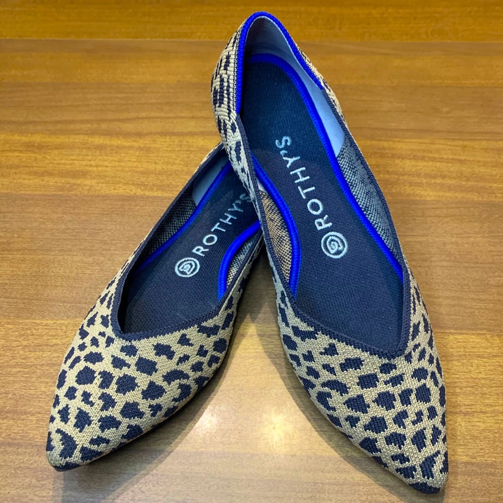 Rothys Leopard Points, size 8.5. EUC